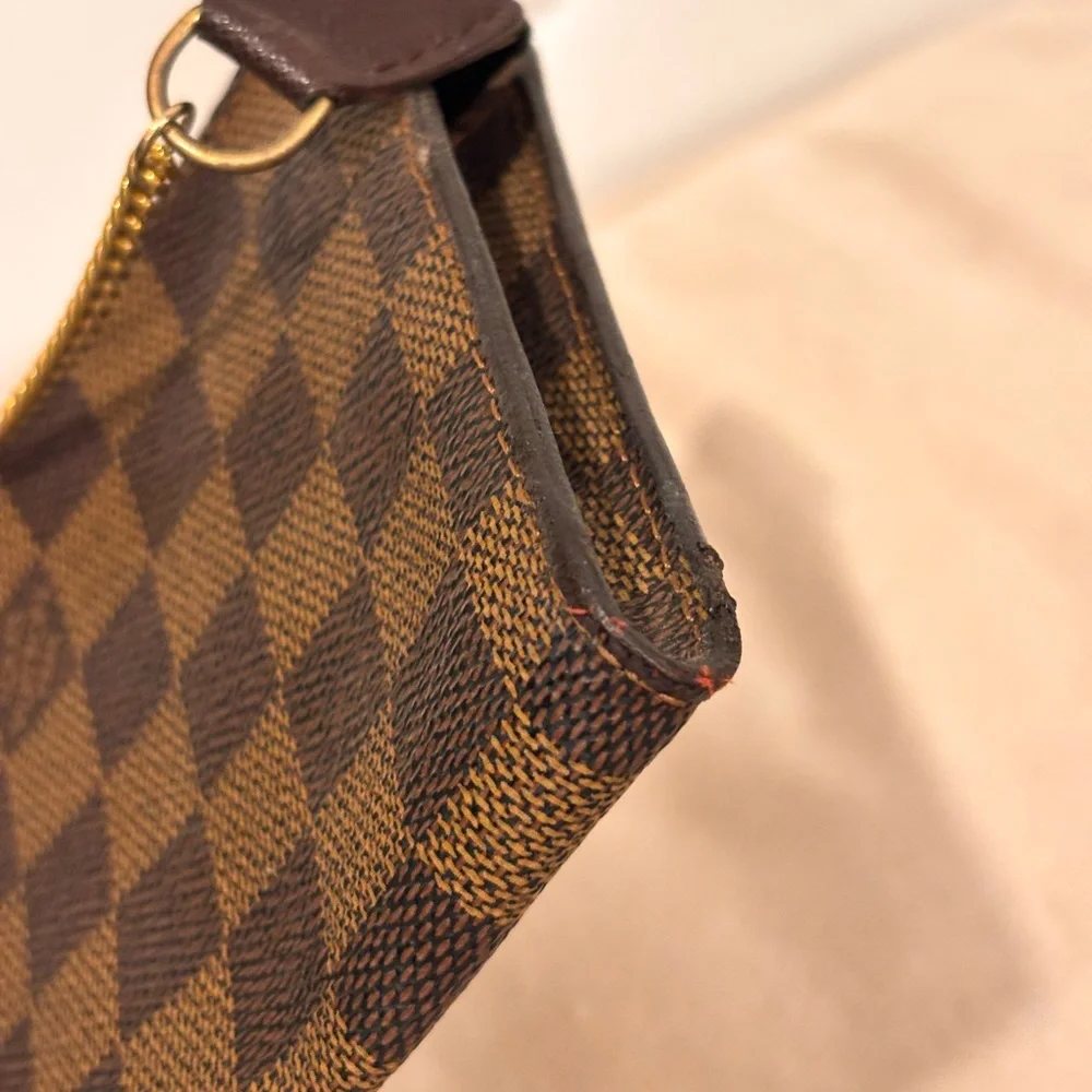 Louis Vuitton LV Damier Ebene Marais Bucket Zip Pouch - Picture 9 of 15
